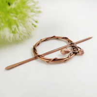 Copper wire wrap hair clip on celtic style, hair jewelry with metal chips - Thumbnail 3