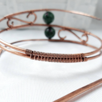 Copper wire wrap bun holder with natural stones - Thumbnail 3