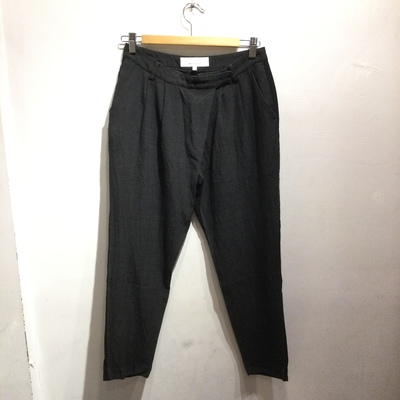 Akira Naka black tapered pants 