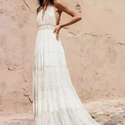 Bohemian wedding dresses halter deep v neck luxury embroidery sweep train backless bridal gowns custom made beach boho wedding dress