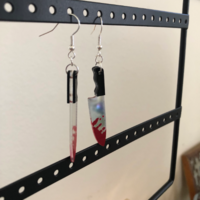 bloody knife earrings! - Thumbnail 1