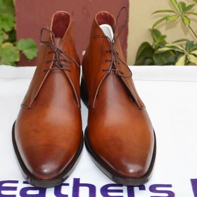 Crafted leather brown leather classic chukka dress boot