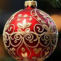 Red Bauble Cross Stitch Pattern - Thumbnail 2