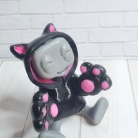 Cuddly Black Cat Hoodie Resin Robot Figurine (Black Ver.) - Thumbnail 1