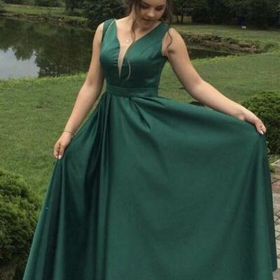 Simple long green satin formal prom dress - Thumbnail 3