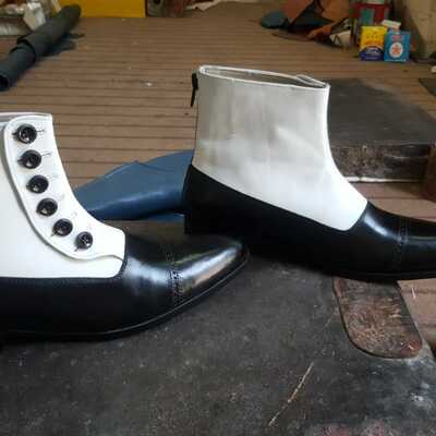 Crafted leather men black leather and white suede button ankle high dress boot - Thumbnail 4