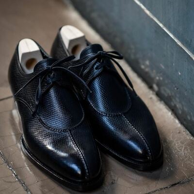 Beautiful handmade split toe black lace up shoes 