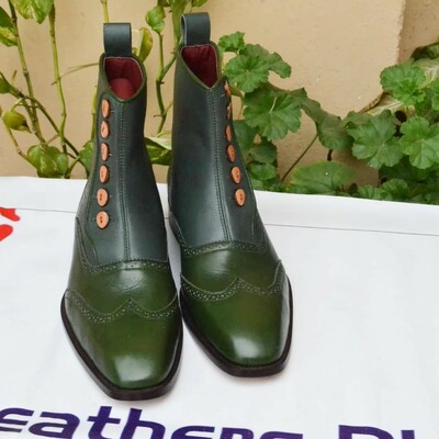 Crafted leather men green ankle high button dress boots  - Thumbnail 5