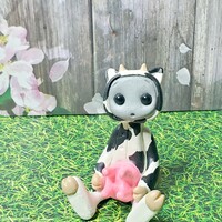 Mad Cow Robot Resin Art Toy Figure - Thumbnail 1