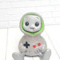 Nostalgia Gaming Hoodie Robot Resin Figure - Thumbnail 7