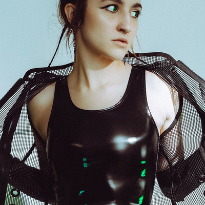 Intrigue tank - shiny black - Thumbnail 5