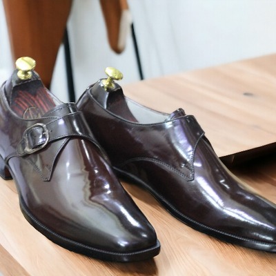 Handmade men's brown leather oxford buckle shoes