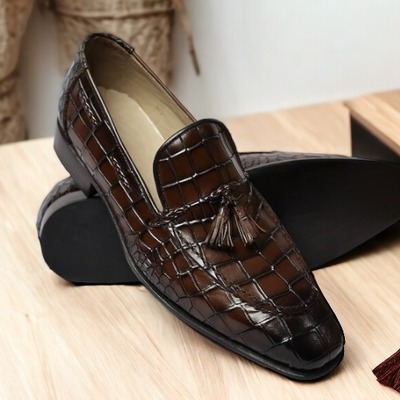 Handmade men's brown alligator leather tassle shoes
