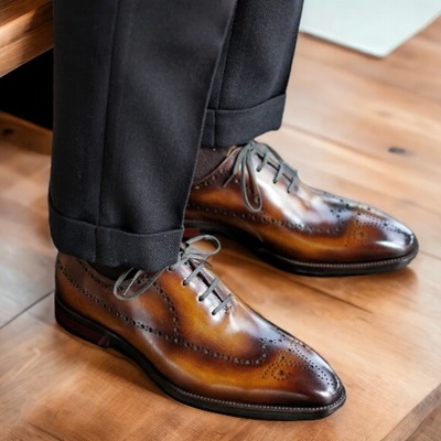 Handmade men's brown leather lace up wing tip shoes