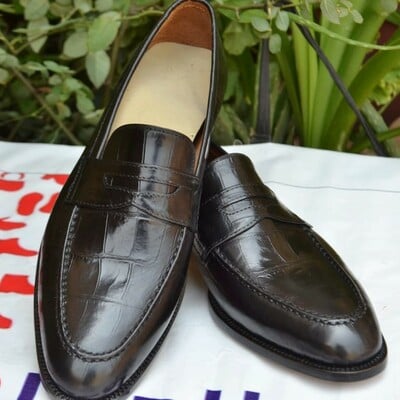 Crafted leather handmade men alligator black loafers moccasin crocodile dress shoes - Thumbnail 5