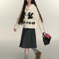 Squirrel Graphic Zipper Sweater - Thumbnail 4