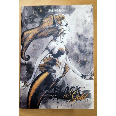 Black & Gold Art Book 