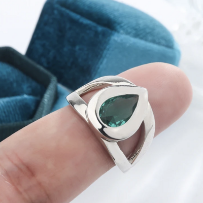 Silver blue pear shaped stone ring 