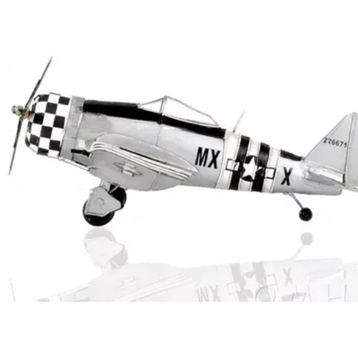 1943 republic p-47 bomber-fighter model aircraft - aj090