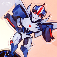 TFP Starscream Acrylic Stand - Thumbnail 1