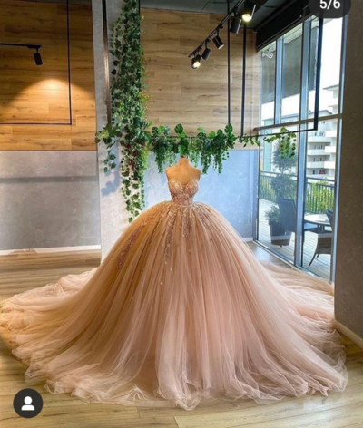 Sweetheart Ball Gown Tulle Prom Dresses With Lace