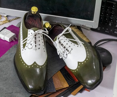 Handmade Men's Two Tone Leather Lace Up Wing Tip Dress Shoes