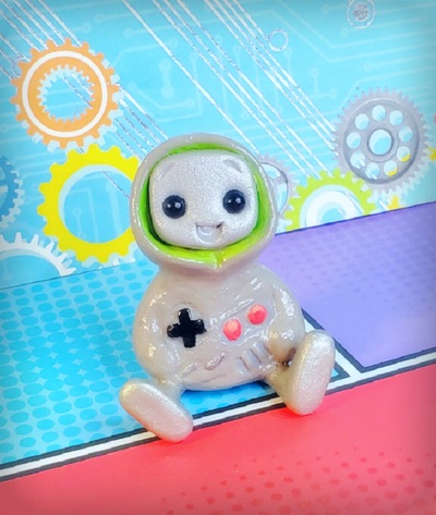 Nostalgia Gaming Hoodie Robot Resin Figure