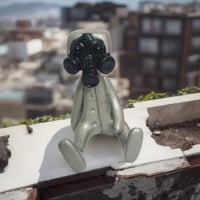 Gas mask Robot Resin Art Toy Figure  - Thumbnail 5