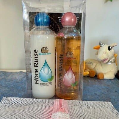 Unicorn fibre wash & rinse set (w/mesh zippered wash bag)