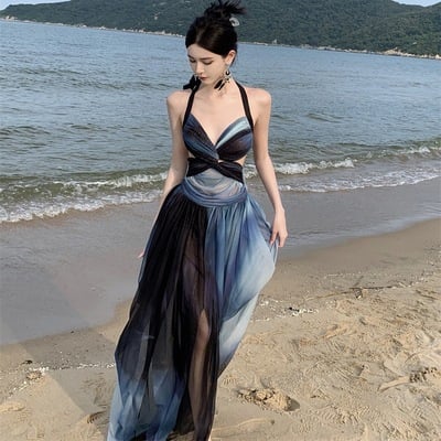 V-neck gradient halter maxi dress