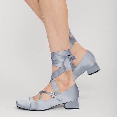 Fashion satin strappy ballet style heeled shoes