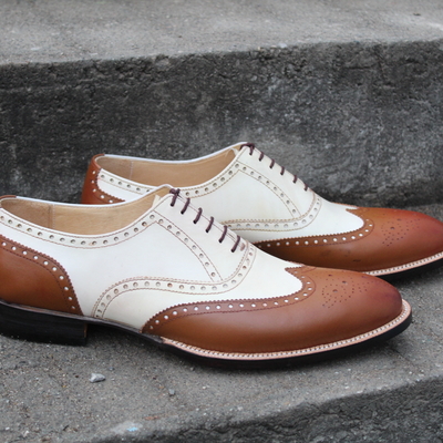 Brown beige leather classic oxford wingtip dress shoes - Thumbnail 1