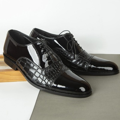 Handmade black leather lace up cap toe alligator print fashion dress shoes