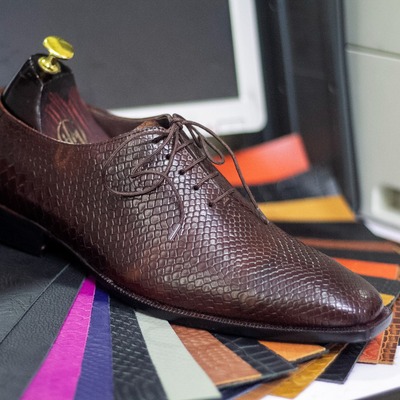 Handmade men's python leather lace up fashion chocolate dress shoes