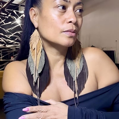 Neutral “azuree” earrings