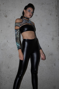 Intrigue Leggings - Matte Black - Thumbnail 5