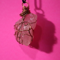 REAL LOVE IS WRAPPED ROSE QUARTZ - Thumbnail 4