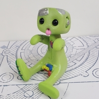 Zombie Robot (Green) Resin Art Toy Figure Kawaii Desk Friend Gift - Thumbnail 2