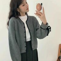 Grey Bow Sweater  - Thumbnail 6