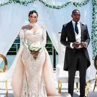 Mermaid Lace Wedding Dress Sheer Neck Beaded Illusion Vintage Sexy Bridal Gown - Thumbnail 1