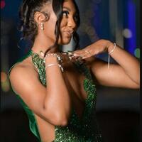 Hunter Green Mermaid Prom Dresses Sexy African Girls Sexy Halter Plunging Neck Cutaway Sides Satin Long Evening Gowns Party Occasion Wear - Thumbnail 2