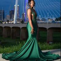 Hunter Green Mermaid Prom Dresses Sexy African Girls Sexy Halter Plunging Neck Cutaway Sides Satin Long Evening Gowns Party Occasion Wear - Thumbnail 3