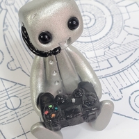 Gamer Robot Figure Resin Art Toy Desk Gift - Thumbnail 2