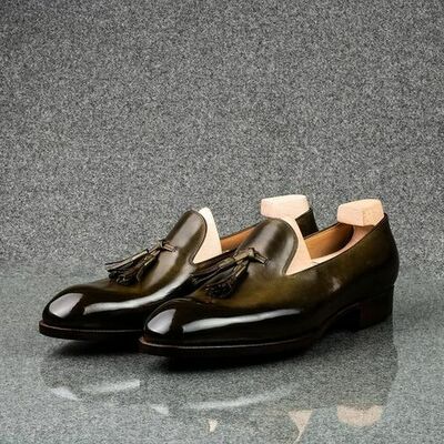 Handmade men classic olive green tassel loafers shoes - Thumbnail 2