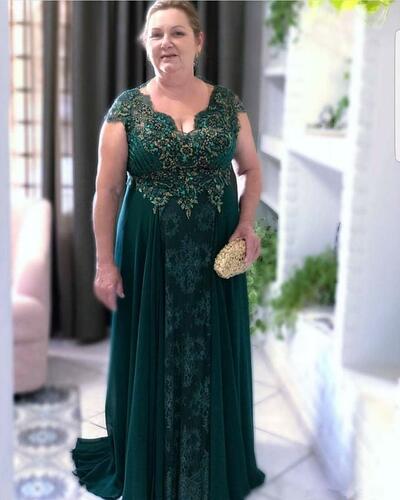 Hunter Green Plus Size Mother Of Bride/ Groom Dresses Lace Beaded Crystals Mothers Dresses Chiffon Evening Dresses Formal Party Gowns