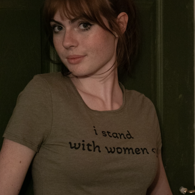 I stand with women crop tee