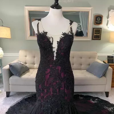 Vintage purple and black mermaid wedding dresses gothic lace appliques beaded sheer neck long train boho bridal gown robe de mariage