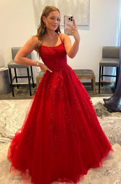 Spaghetti Straps Red Long Prom Dress with Lace Appliques