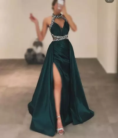 Sexy Dark Green A Line Plus Size Prom Dresses Long for Black Women Halter Beaded Sequined Formal Wear Evening Birthday Gowns