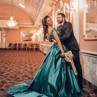 Hunter Green A Line Evening Dresses Long Off Shoulder Beadings Crystals V Neck Lace Applique Floor Length Satin Formal Prom Dress Party Wear  - Thumbnail 2